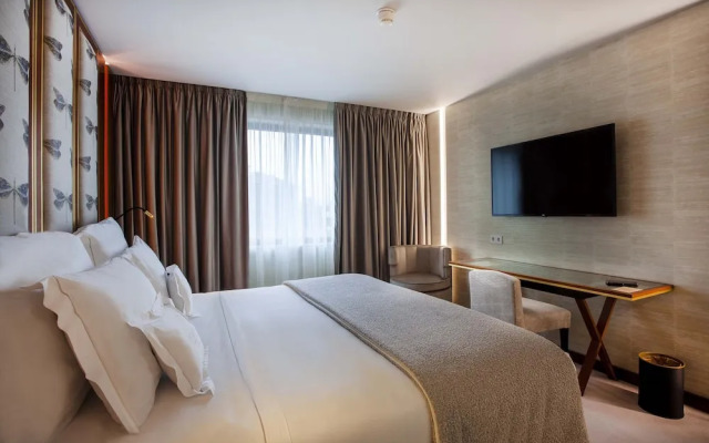 Wine & Books Porto Hotel - Small Luxury Hotels of the World