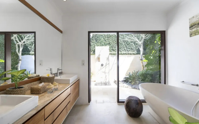 Villa Manis