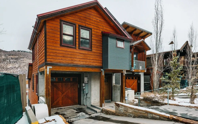 1212 Empire Avenue 4 Bedroom Home