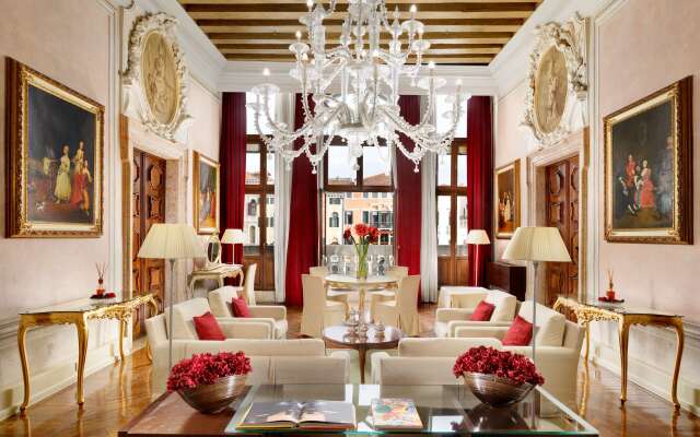 Palazzo Giovanelli Hotel