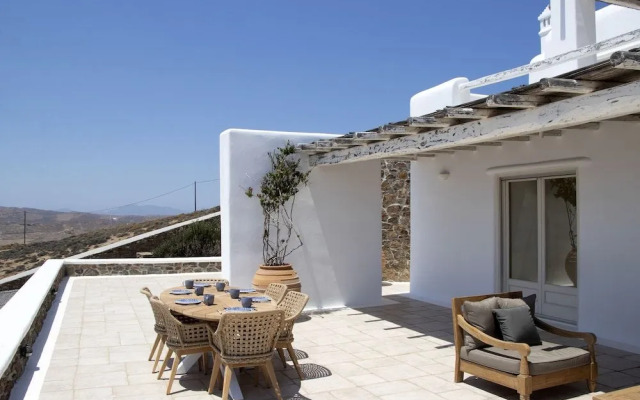 Mykonian Icon Villa