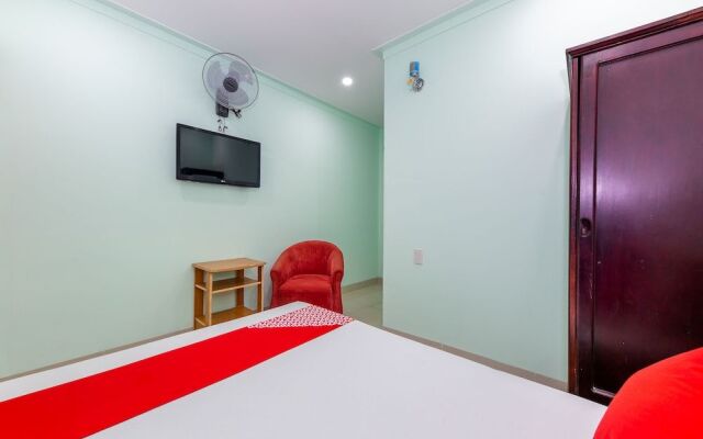 OYO 898 Phuong Thao Hotel