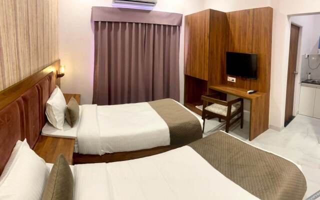 Hotel Mumbai House LIG Indore