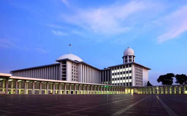 Lynt Hotel Jakarta