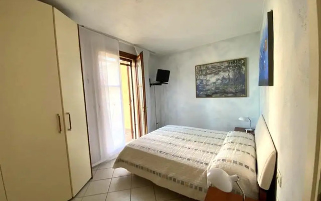 Nice Ground Floor Apartment Located near Peschiera