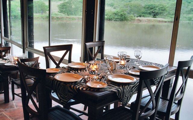 Premier Resort Mpongo Private Game Reserve
