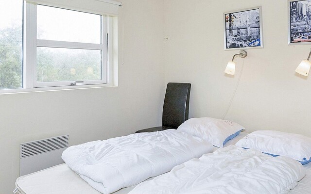 10 Person Holiday Home in Brovst-by Traum