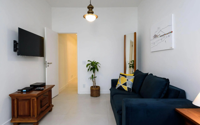 1Qto Completo a 400m da Praia | SL 363/304