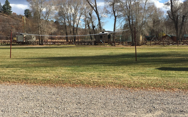 Chama River Bend Lodge