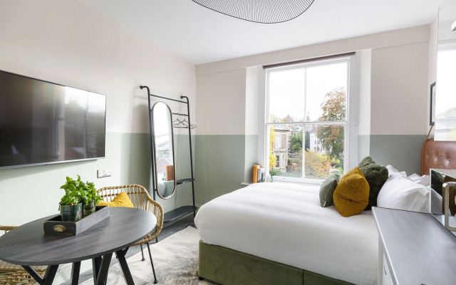 Your Apartment Clifton House