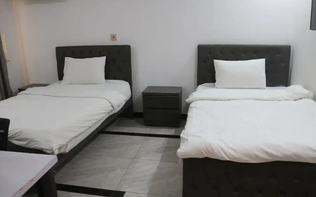 Aqcha Hotel