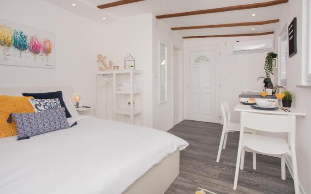 Studio Apartment Škatula