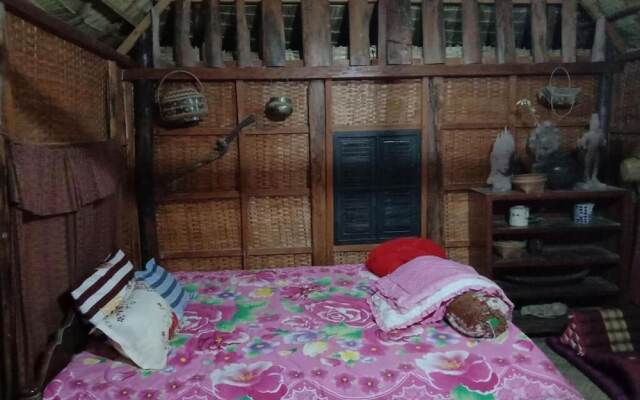 Kakrona Pouk Homestay