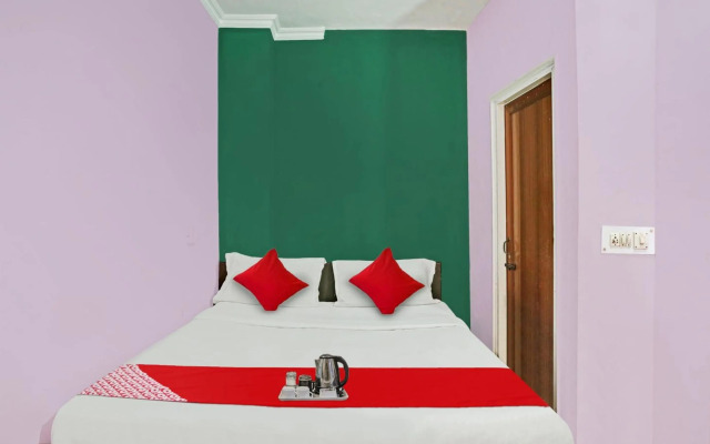 OYO Flagship 70367 Padam Residency