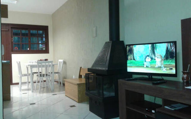 Casa 25 (Dois Pinheiros)