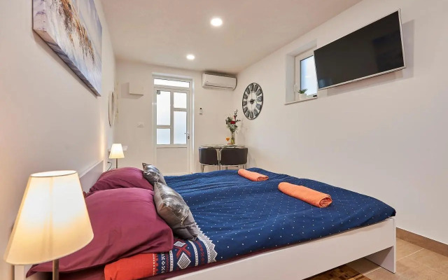 Studio apartment Bašćan