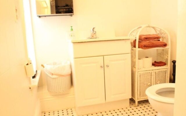 Cole Valley Suite Holiday