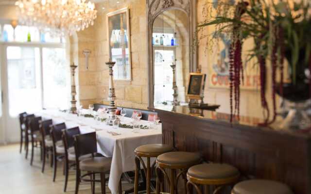 Une Chambre chez Dupont