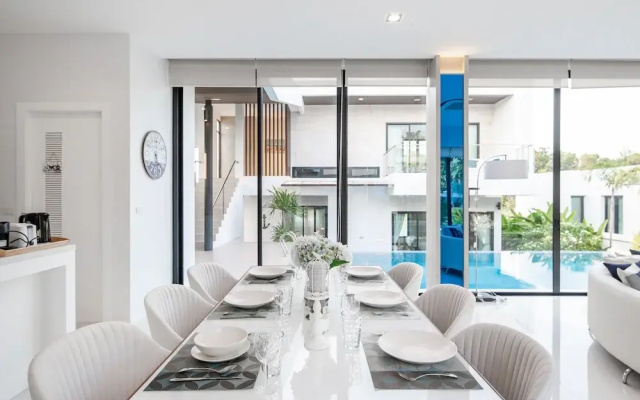 Movenpick Luxury Villa2FL/Private Pool