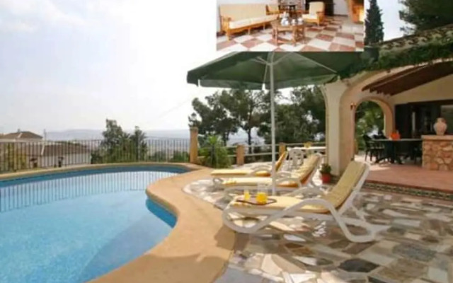 Bonestar in Javea With 5 Bedrooms and 2 Bathrooms