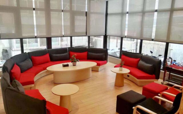 ibis Shenyang north station