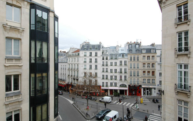 Holiday Apartment - Paris Apartments - Conde Chic Studio