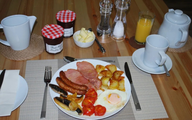 Hillcroft Luxury Bed & Breakfast