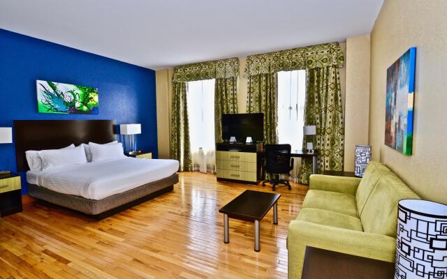 Holiday Inn Express Cleveland Downtown by IHG