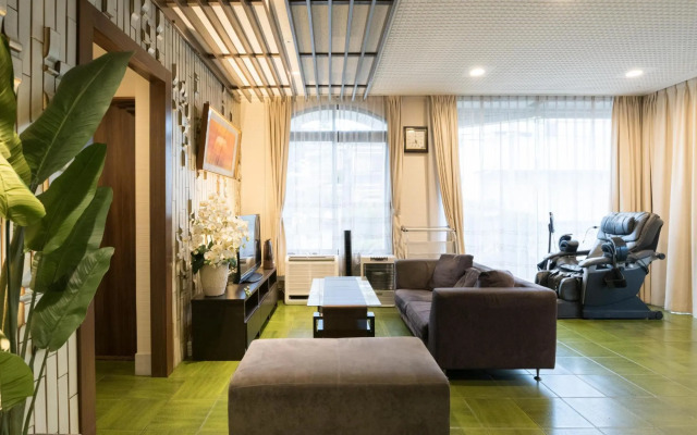 OYO Business Hotel Koyo