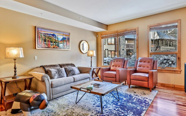 Rundle Cliffs Lodge by Spring Creek Vacation