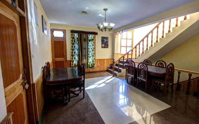 Ride At Hill-Nihal Hotel & Cottage