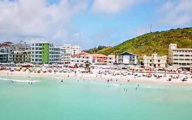 CARIBE DO ATLÂNTICO,PRAIA DO FORNO, GRUTA AZUl