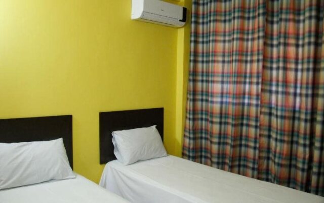 Strato Express Residence