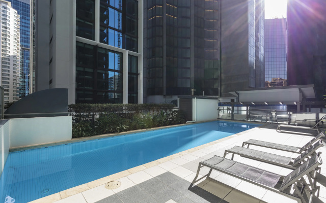 Oaks Brisbane on Margaret Suites