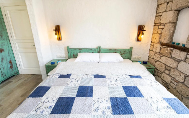Monat Otel Alacati