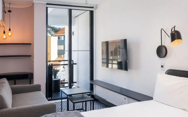 The Flamingo by Perch Stays