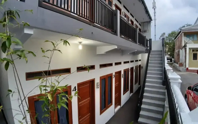 Oyo 2500 Gassani Guest House