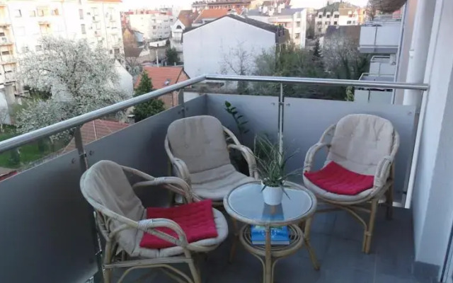 Apartment Home 4 You