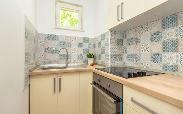 Awesome Apartment in Dubrovnik With 2 Bedrooms and Wifi