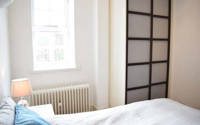 Spacious 1 Bedroom Apartment Near Camden