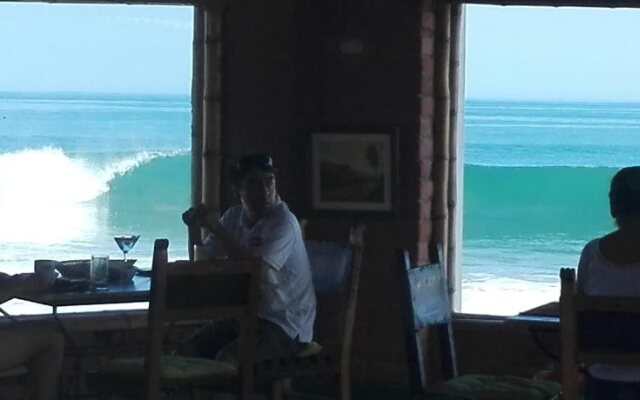 Punta Ballenas Inn