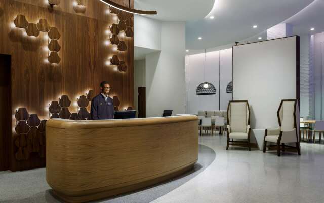 Hampton Inn & Suites Santa Monica