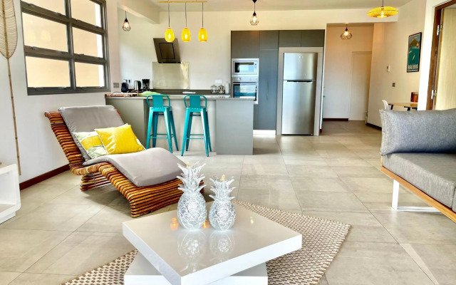 Manuia luxury apartment - Tahiti Punaauia -Wi-Fi Netflix pool & gym