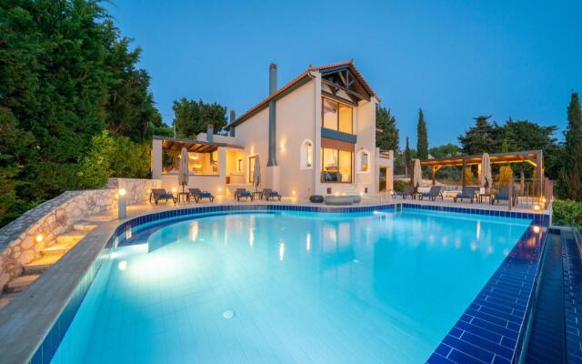 Hidden Luxury Gem Of Kefalonia ~ Villa Karmaniolos