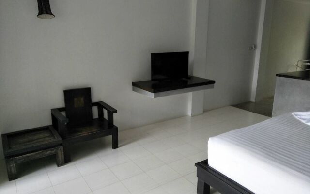 Holiday Park Hotel