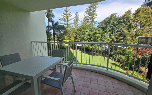 Crystal Bay on the Broadwater