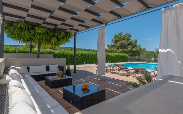 Villa Felicity B4
