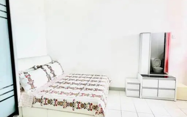 KT CITY HOMESTAY WITH 4 Bedrooms and POOL