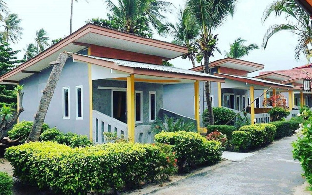 Lanta New Beach Bungalows