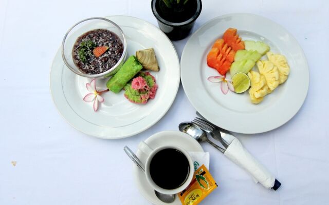 RedDoorz near Jimbaran Beach 2